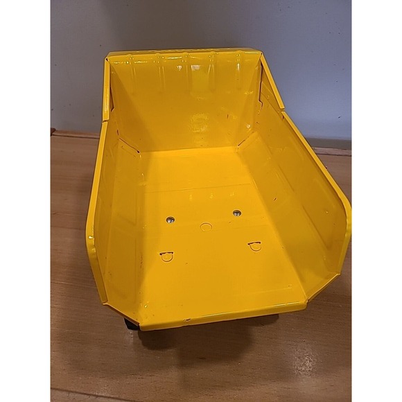 2012 Tonka Dump Truck Big Yellow T01 #93918 XMB-975 - Picture 4 of 13